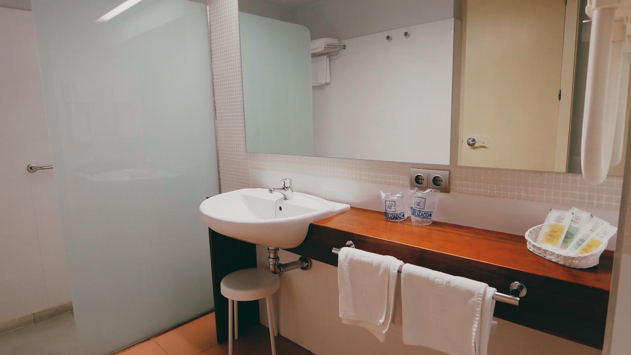 Hotel Balneario De Tus Yeste Zewnętrze zdjęcie