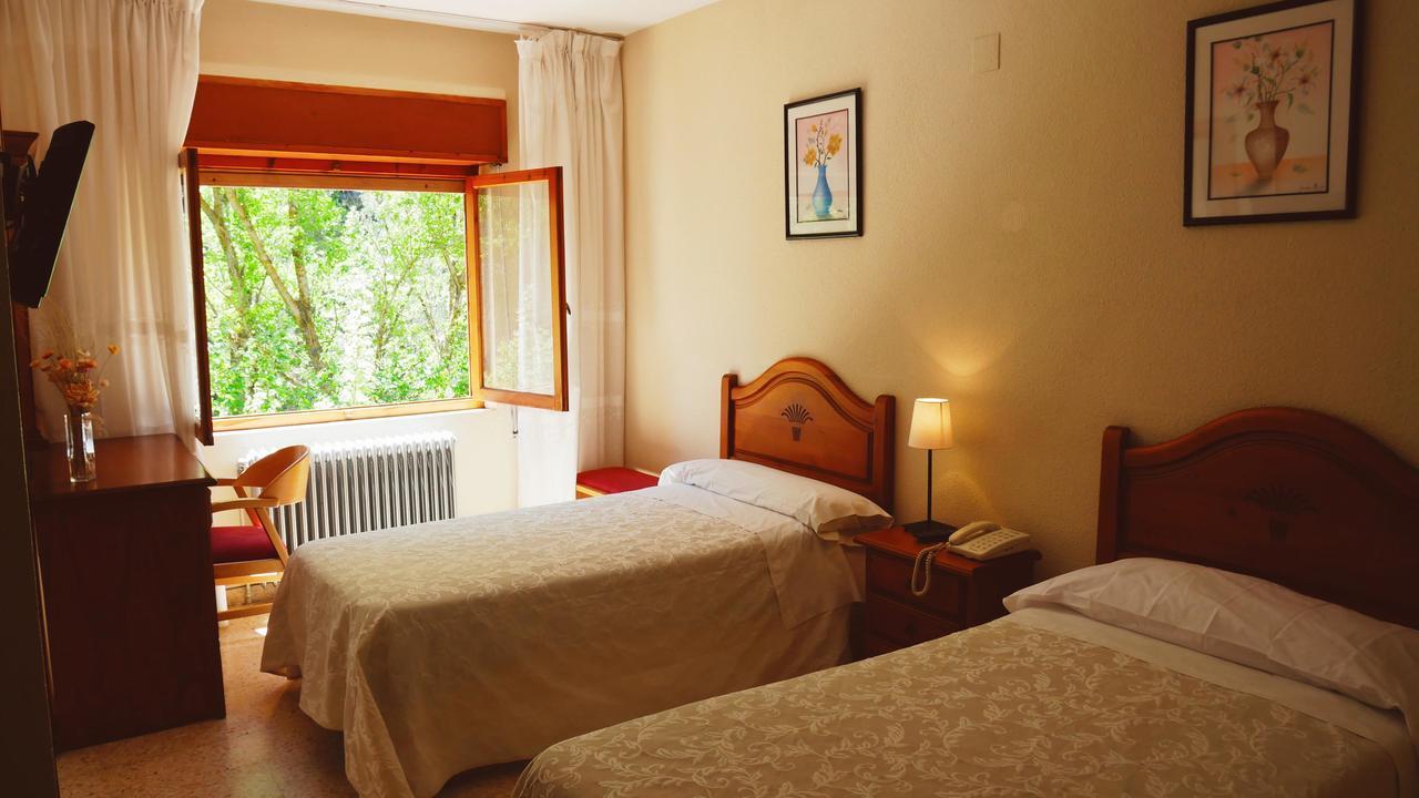 Hotel Balneario De Tus Yeste Zewnętrze zdjęcie